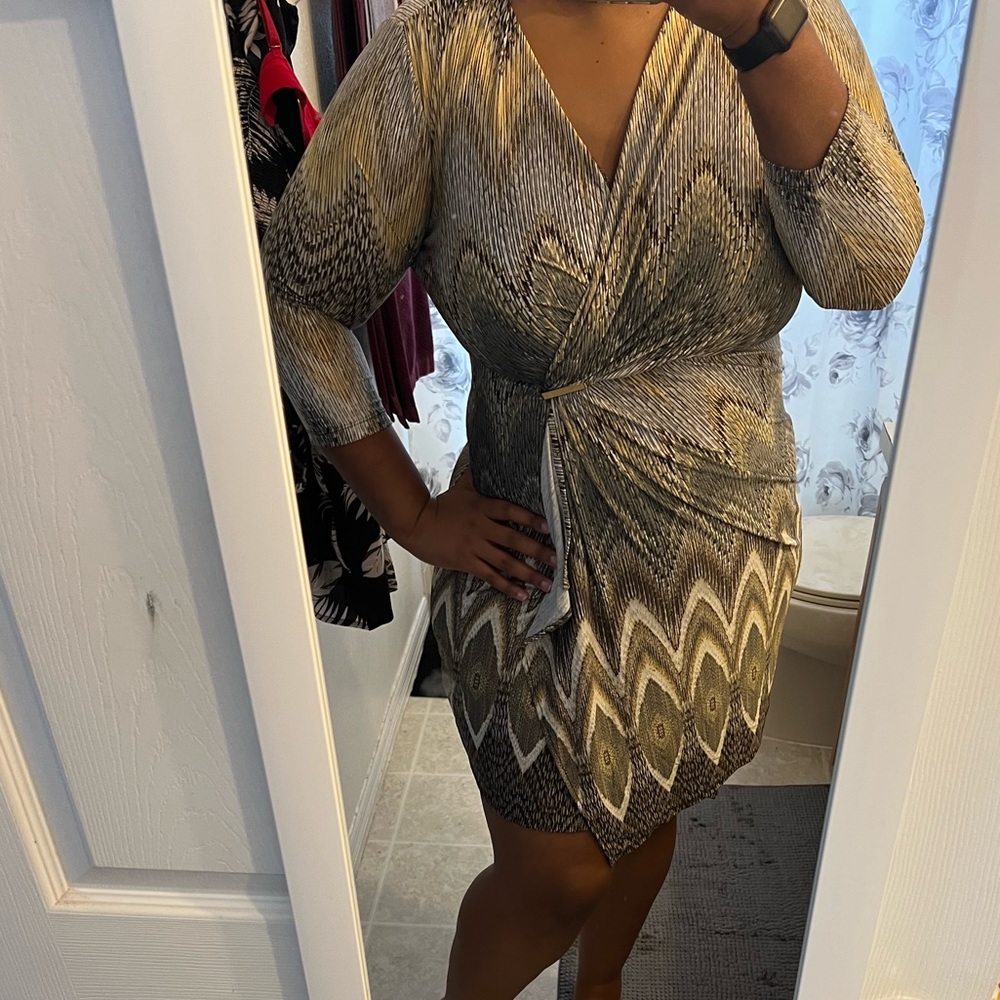 Wrap dress, size L, 2/4 sleeve, SoHo apparel